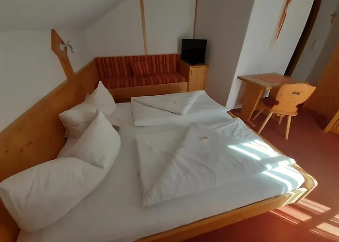 Haus Boedele 皮茨河谷圣莱昂哈德